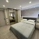 Luxury With Pool And Jacuzzi * Makarska