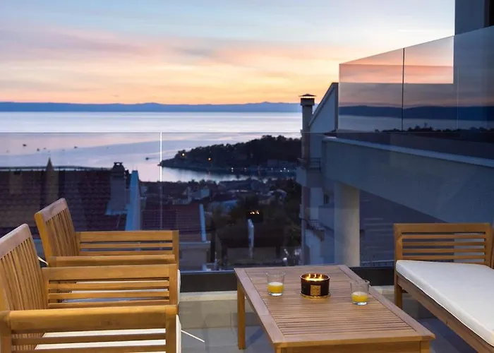 Luxury With Pool And Jacuzzi * Makarská